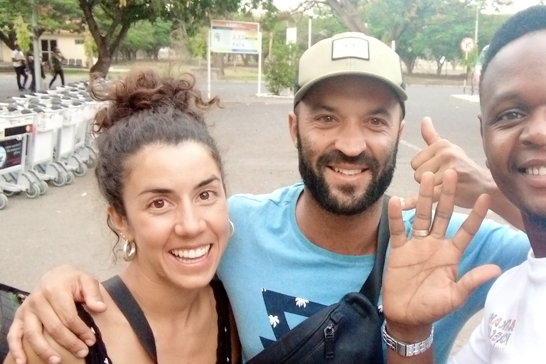 Escursione giornaliera sul Kilimangiaro attraverso il percorso MaranguEscursione giornaliera sul Kilimangiaro lungo il percorso Marangu