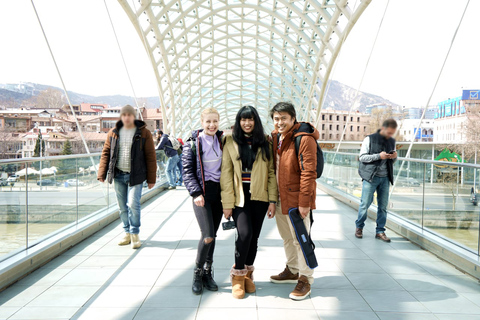 Tbilisi: Private Old City Walking Tour with Wine Tasting