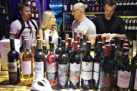 Tbilisi: Private Old City Walking Tour with Wine Tasting