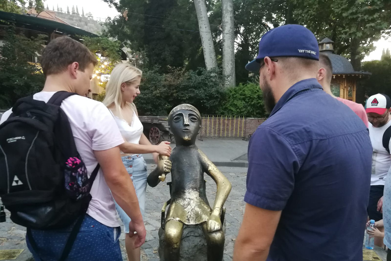 Tbilisi: Private Old City Walking Tour with Wine Tasting