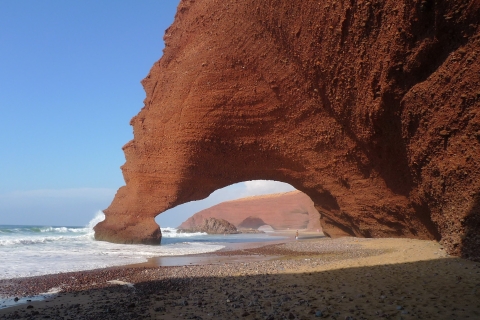 Desde Agadir: Playa de Legzira y Excursión a Tiznit con Traslado