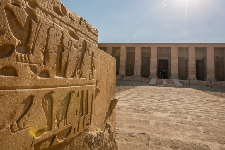 Luxor, Dendara und Abydos Ganztagestour inklusive aller GebührenDendara und Abydos Ganztagestour inklusive aller Gebühren