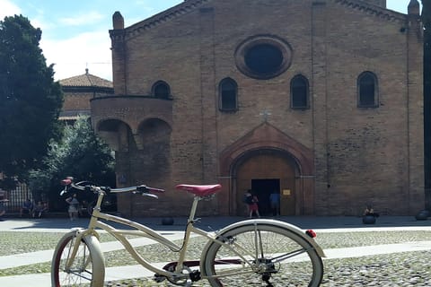 Bologna: Bike Rental