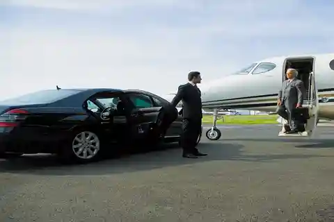 Aéroport d'Assouan : Transfert privé vers/depuis les hôtels d'Abou Simbel