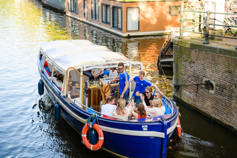Amsterdam: German-Guided Open Boat Cruise with Bar Onboard German Speaking Open Boat Cruise