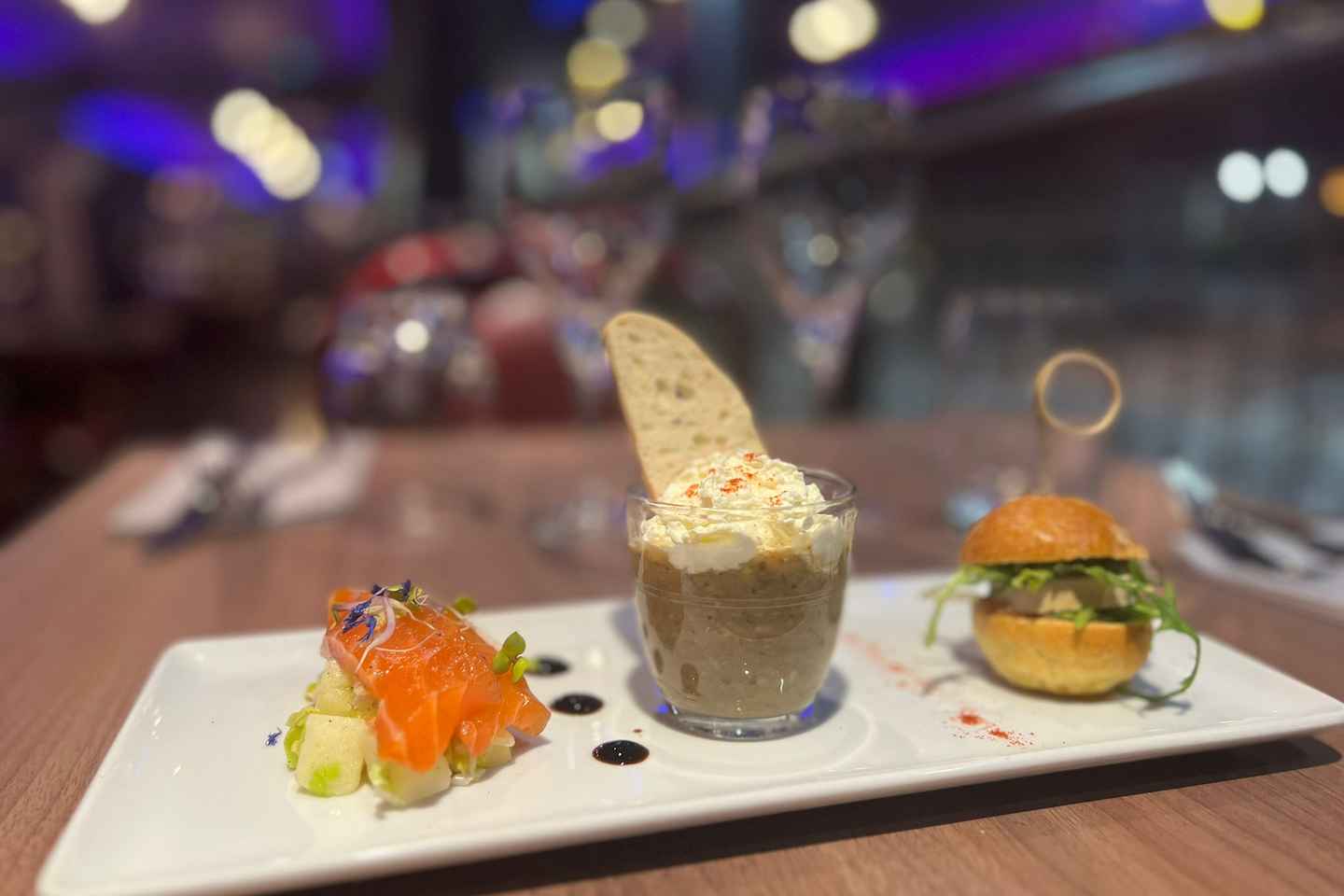 Croisière sur la Seine avec déjeuner 3 plats