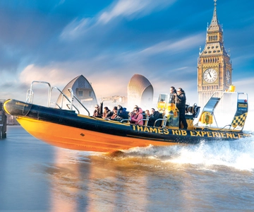 London: 70-Minute Thames Barrier Speedboat Tour
