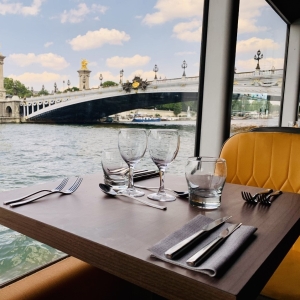 Paris : Seine River Bistronomic Dinner Cruise