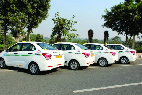 Agra : Location de voiture privée avec chauffeur pour les visites de la villeDepuis Delhi : Location de voiture privée avec chauffeur pour les visites de la ville