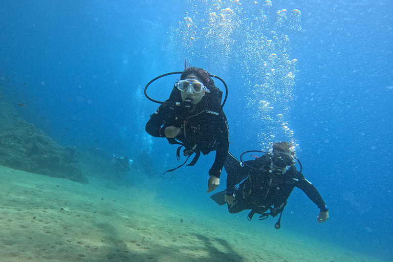 Lanzarote: Prueba de Buceo para principiantes con un Guía Privado