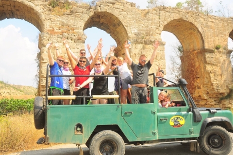 De Side: Jeep Safari Adventure et excursion en bateau avec déjeuner