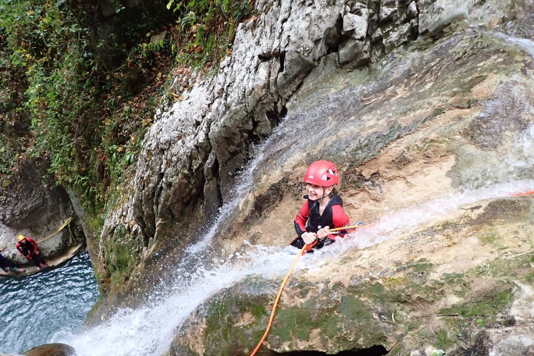 Grenoble: Ontdek canyoning in de Vercors.Grenoble: Découverte canyoning in de Vercors