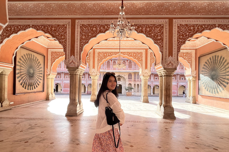 De Delhi: excursão guiada privada de 2 dias em Agra Jaipur