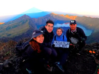 3 giorni e 2 notti Treking to Summit Sembalun -Senaru - Housity