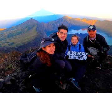 Lombok: Mount Rinjani 3-Day Trek with Summit and Lake