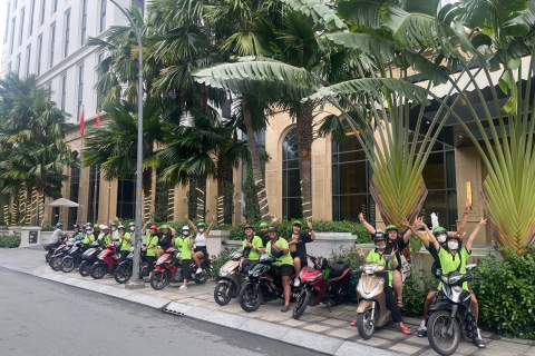 Ciudad de Ho Chi Minh: Comida Local y Lugares de Interés Tour Nocturno en Moto