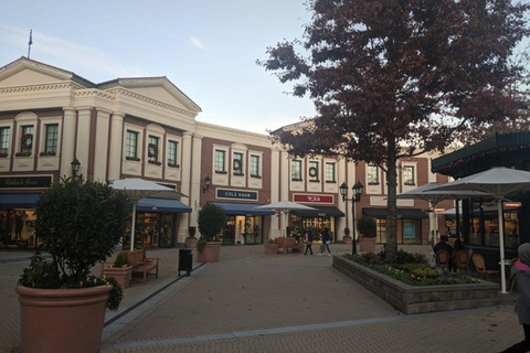 Vancouver Lay Over Shopping - Mc Arthur Glen Designer MallVancouver Lay Over Shopping (Mc ArthurGlen Designer outlet M