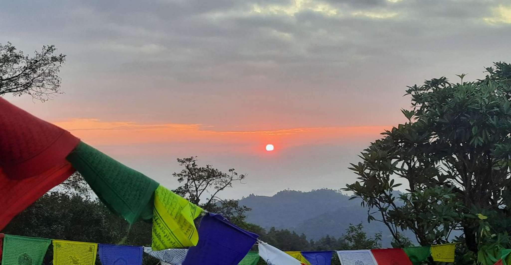 Nagarkot Sunrise View tur ve Changunarayan Tapınağı Hike - Hizvo