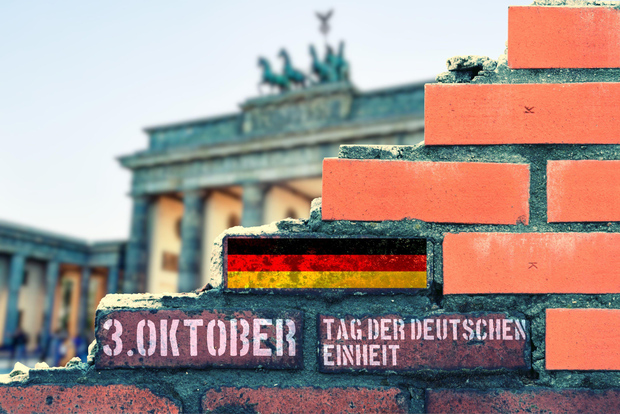 Museo della DDR salta fila e tour privato del centro storico di Berlino