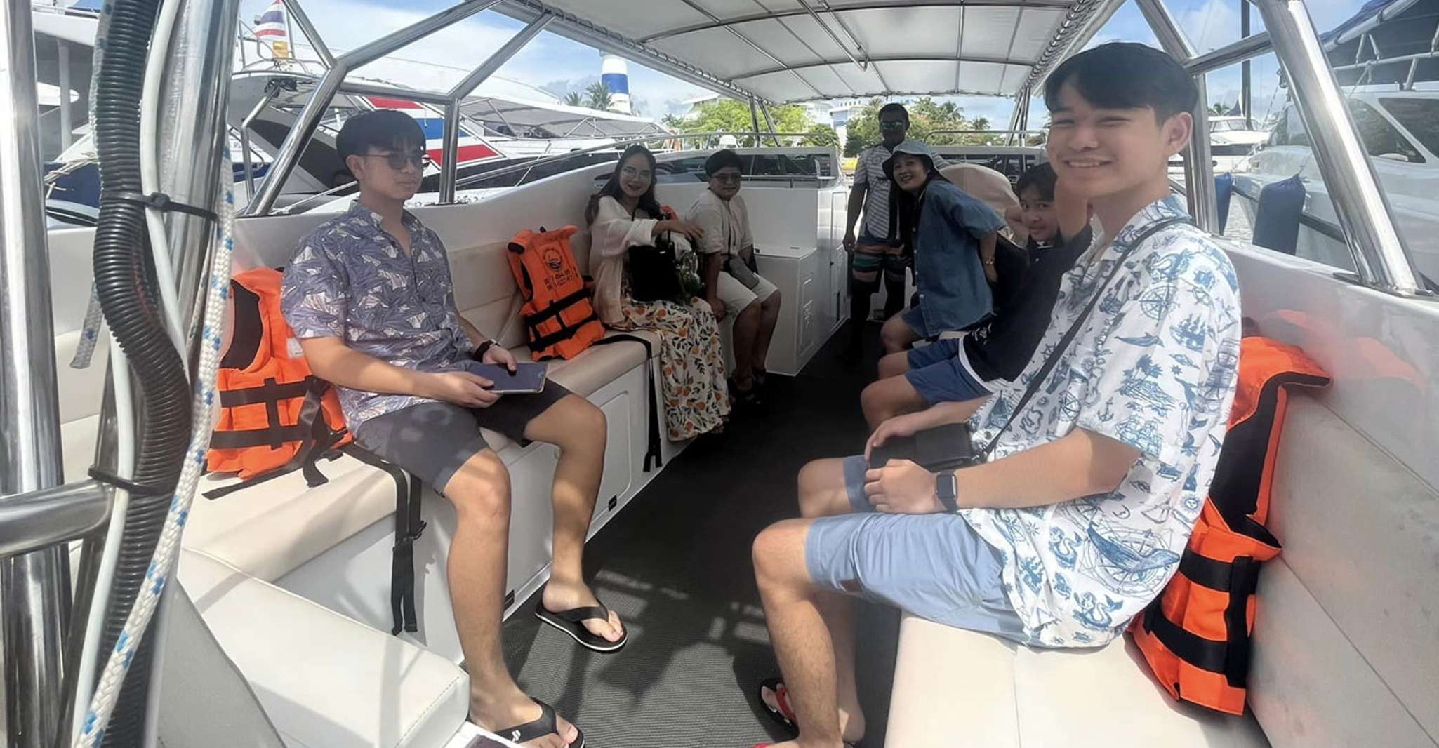 Private Speed Boat to Maiton & Coral Islands - Housity