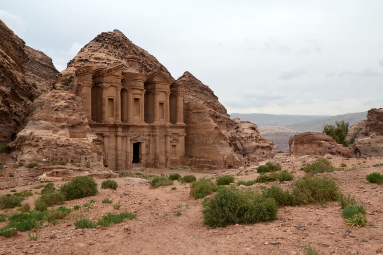 Amman: tweedaagse tour Petra, Wadi Rum en de Dode ZeeAmman: Petra, Wadi Rum en Dode Zee 2-daagse tour