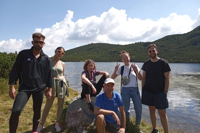 Au départ de Sofia: excursion d'une journée en groupe à la navette Riles LakesTour privé