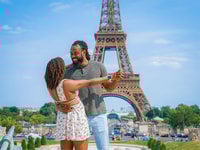 Parigi, servizio fotografico professionale con la torre Eiffel - Housity