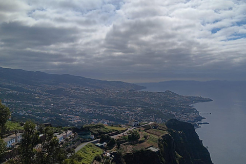 Madeira West & North: Private Tour in a Mercedes with Iconic Stops West & North Madeira: Private Tour in a Mercedes with Iconic Stops