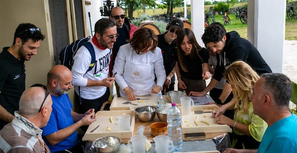 Gioia del Colle: Cooking Class in Puglia with a Local Family