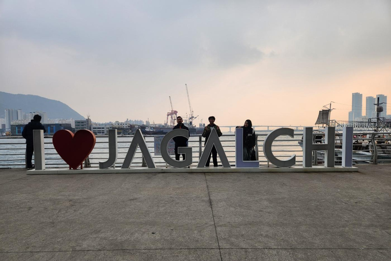 Busan walking tour (Small group, Sweet pancake included)