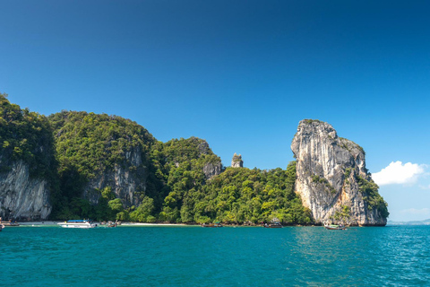 Krabi: Hong Island Longtail Boat, Pickup, Snorkeling & Lunch