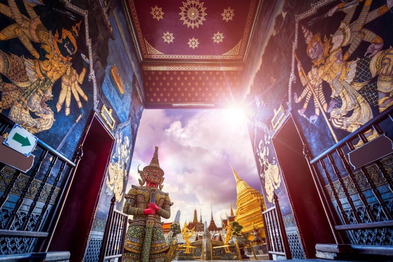Bangkok: Grand Palace and Wat Phra Kaew Walking Tour