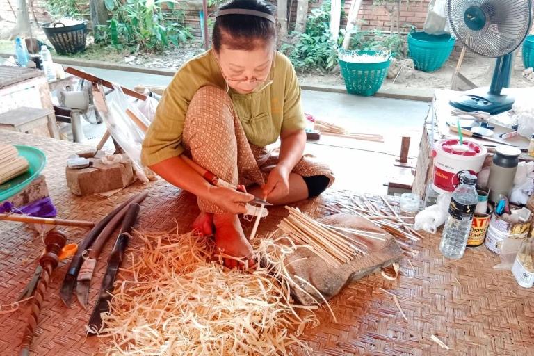 Village de Mae Kampong, sources d'eau chaude, fabrication de parapluies Bo Sang