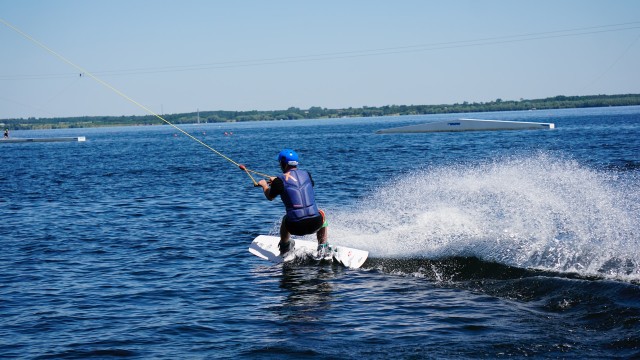 Visit Wakeboarding in Trincomalee in Trincomalee