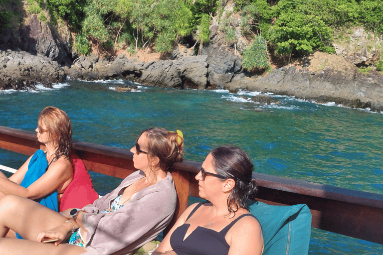 Phuket: Foge das multidões num barco relaxante (Snorkelling)