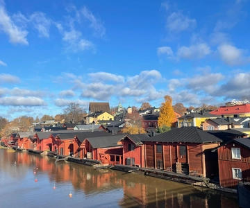 Porvoo medieval particular de carro saindo de Helsinque