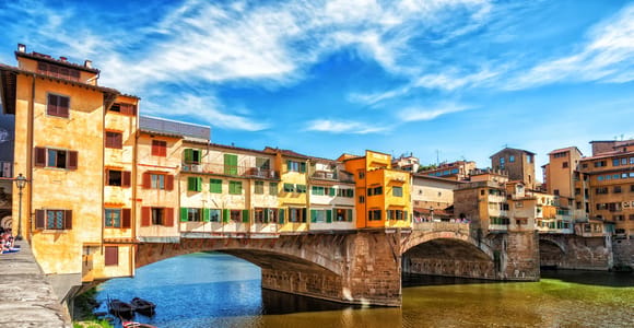 Florence: Uffizi Small-Group Tour (Max 9) + Vasari Option