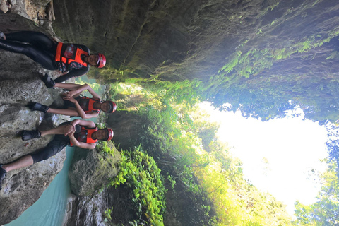 Cebu: Oslob Whaleshark Watching Canyoneering ritiro privato