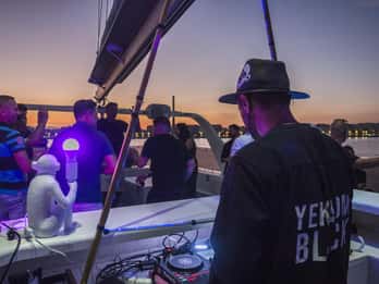 Malaga: Catamaran Sunset or Night Cruise w/ Live DJ & Drink