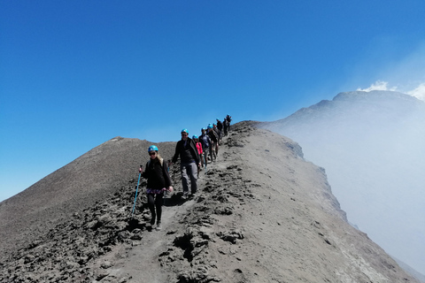 Mount Etna: Vandring till toppen 3400 meter från norra sidan