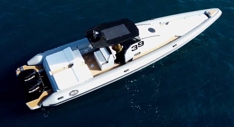 Tour privati e trasferimenti via mare verso le isole greche.