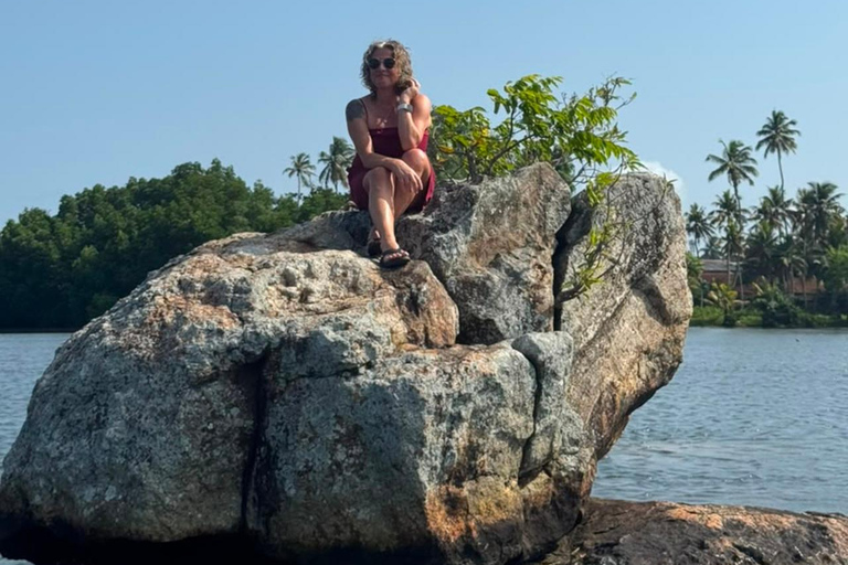 Bentota: Private River Boat Safari Experience Kalutara, Kosgoda, Ahungalla & Near By Area Pickup