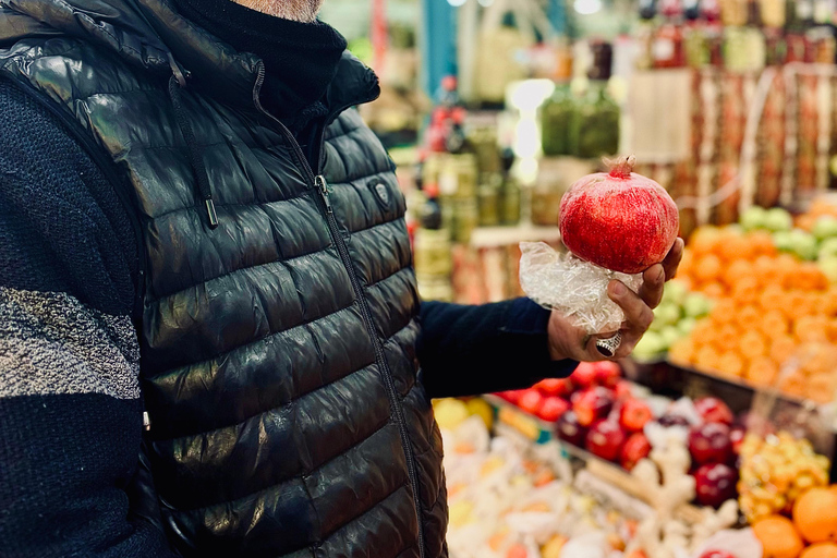 Baku Food Tour: 10+ Tastings, Tea Set & Local Spices Small group (max 10 people)