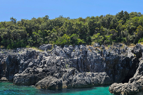 Budva Luxury Private Boat Tour with Snorkeling and SUP Budva: Private Traditional Boat Tour with Snorkeling and SUP