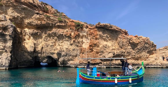Private boat tour to Comino - Traditional boat