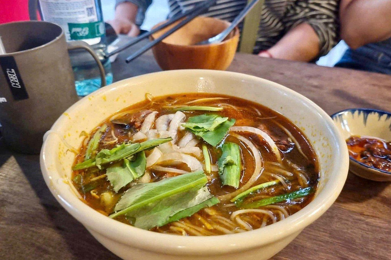 Saigon Vespa Michelin Foodie & Hidden Gems Tour