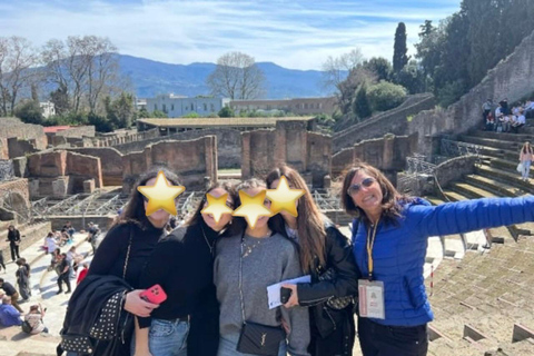 Pompeii: 2.5-Hour Guided Tour with a Licensed Guide and a Free Gift Pompeii: 2.5-Hour Guided Tour with a Licensed Guide and a Gift