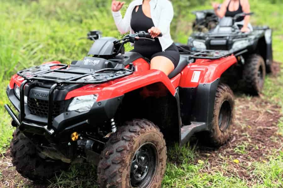 Hilo: ATV-Tour auf Big Island. Foto: GetYourGuide