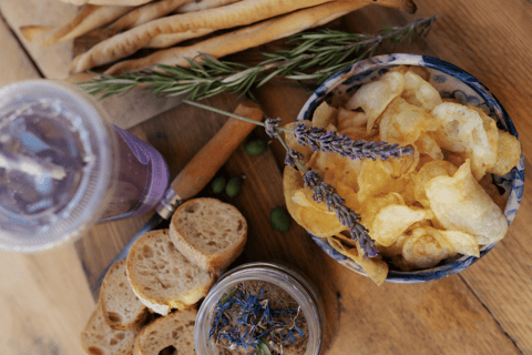 Aix-en-Provence: Visit a Lavender Field + Snacking at TERRE UGO Aix-en-Provence: Visit a Lavender Field + Snacking TERRE UGO