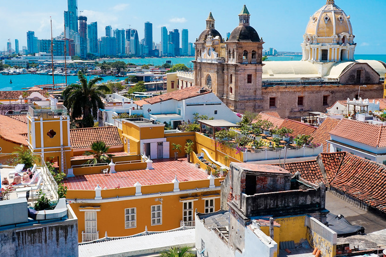 Cartagena: tour a piedi guidato della città vecchia con cibo e bevande